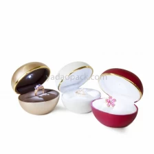Китай Роскошный специальный дизайн Необычные индивидуальные цветные / размерные / логотипы оптовые светодиодные кольца для ювелирных изделий производителя