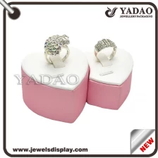 China Luxury pink heart shaped ring stand and stage for jewelry exhibition and fairs used for engagement and wedding made in China manufacturer