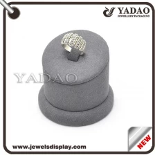 Κίνα Κάνει Your Jewelry Perfect-Customized OEM ODM οθόνη κοσμήματα σταθεί σταθεί γαμήλιο δαχτυλίδι επίδειξης εκθετηρίων δαχτυλίδι για έκθεση με το ελεύθερο λογότυπο εκτύπωσης και χαμηλό MOQ και εκθετήριο κατασκευαστής