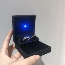 China New arrival Touch paper material led light box wedding band bespoke packaging luxury diamond manufacturer