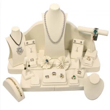porcelana Neweat diseñar off blancas apoyos exhibición de la joyería de lino, titular de la exhibición de la joyería, sistema de la exhibición de la joyería para la joyería mostrador vitrina fabricante