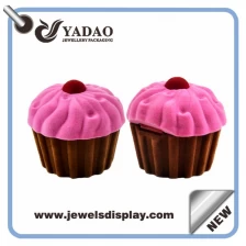 China Newest design handmade cute cake ring boxes ,ring storage cases ,ring packing chests with slot with custom logo and sample manufacturer