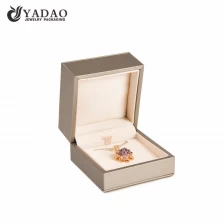 China Embalagem da caixa de jóias pingente de alta qualidade embalagem de jóias personalizar com logotipo e cor fabricante