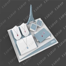 中国 専門メーカートップグレードジュエリーディスプレイセットMDF +宝石店のウィンドウディスプレイ用の屋根付き輸入革の宝石ディスプレイセット メーカー