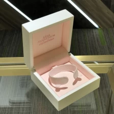 China Pure white bespoke wooden bangle jewelry packaging box manufacturer