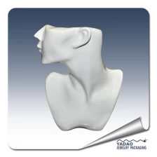 porcelana Visualización blanca busto resina acabado de laca de joyas collares fabricante