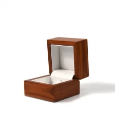 Κίνα Ξύλινο κουτί κοσμήματα κουτί δαχτυλίδι φυσική έγχρωμη δερμάτινη εσωτερική συσκευασία gem κατασκευαστής