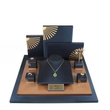 ประเทศจีน YADAO 2022 New Year Store Jewelry Display Set Luxury MDF Custom set ผู้ผลิต