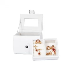 Cina YADAO Luxury Elegante scatola bianca con manico per bracciale bangle Anello in pelle Ornamento in pelle Organizer Custodia da viaggio per gioielli produttore