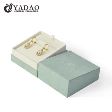 Chine Boîte à bijoux Yadao personnalisés gros Bague Boucle d'oreille Bracelet Collier boîte bijoux emballage à logo fabricant
