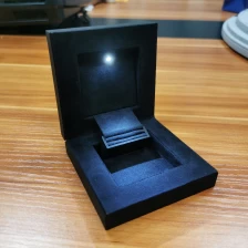 porcelana Yadao Custom Lacquer Jewelry Box LED Ring Box Caja de luz fabricante