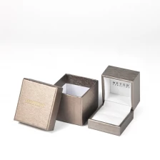 China Yadao New Arrival Hochwertiges Papier Außenbox Innen Leder Box Set Hersteller