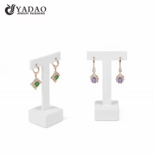 China Yadao high-end jewelry display stand earrings holder T shape stand acrylic jewelry display in white color manufacturer