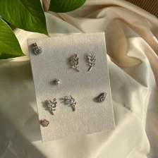 China Yadao high quality earrings stand velvet jewelry stand customized jewelry display holes for lots of earrings display manufacturer