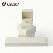 Κίνα Προσαρμογή πλαστικό κουτί συσκευασίας κοσμήματος δαχτυλίδι / σκουλαρίκι / κρεμαστό / μπριζόλα / βραχιόλια κατασκευαστής