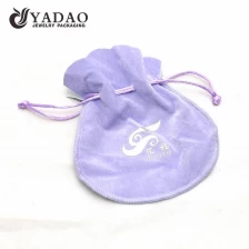 China high-end handmade best moq wholesale thick good quality velvet material stitching jewelry pouch manufacturer