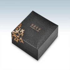 中国 宝石類の包装、ギフト包装のための高品質のプラスチックのペンダントボックス メーカー