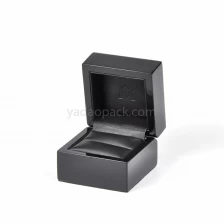 China high quality wooden jewelry box glossy lacquer painting wooden ring box gift packaging box manufacturer