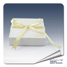 China jewelry paper box with ribbon folding paper jewerly box manufacturer