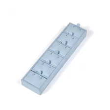 China Luz azul novo design de microfibra pingente pequeno bandeja pequena para vitrine de joalheria fabricante