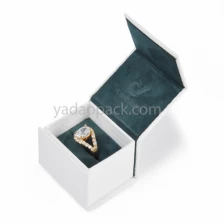 Cina scatola di gioielli di carta di design personalizzato leggero romantico a mano con buona qualità produttore