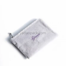 China wholesales zipper pouch bag customize jewelry packaging velvet pouch Christmas gift pouch manufacturer
