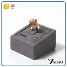 Čína nádherný rozkošný hromadný prodej ručně vyrobený šedý mdf stojan na stojany pro stříbrné / zlaté prsteny / náušnice / přívěsky výrobce