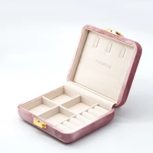 China wooden jewelry case jewelry store jewelry packaging case ring case manufacturer
