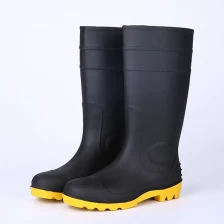 中国 106-4黑色钢头脚趾pvc男士靴子 制造商