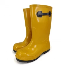 China R020 Knee high anti slip waterproof non safety pvc overshoes yellow slush boots manufacturer