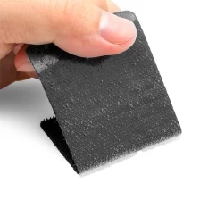 China Stippen Zelfklevende Sinon uit Guangzhou Fabriek Zwart 100% nylon Milieuvriendelijke ronde kleefmunten Kleverige stip 20 mm Klittenband fabrikant