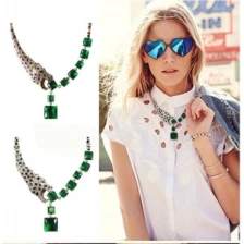 China 2014 wholesale leopard emerald gold statement necklace ZN001 manufacturer