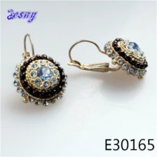 China Blue rhinestone beautiful stud earrings for lady earring E30165 manufacturer