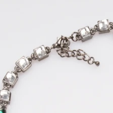 China Gun Metal Chain White and Green Crystal Necklace manufacturer