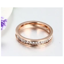 Çin Hot Selling Wedding Pave Crystal Stainless Steel 18K Rose Gold Fashion Rings for Wemen üretici firma