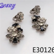 China Jewelry rhinestone flower indian wholesale silver earring E30126 manufacturer
