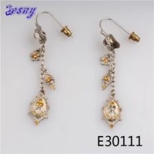 porcelana Leaf shape silver long swarovski crystal earrings designs E30111 fabricante