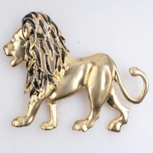 Çin Wholesale men animal gold lions korea jewelry making brooch P80017 üretici firma