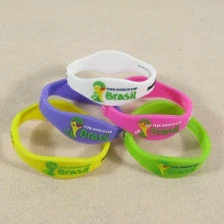 China World cup 2014 souvenir elastic silicone shaped band bangle manufacturer