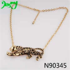 China animal jewelry rope knot tiger pendant choker necklace N90345 manufacturer