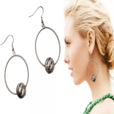Çin big hoop football barbell piercing earrings E30013 üretici firma