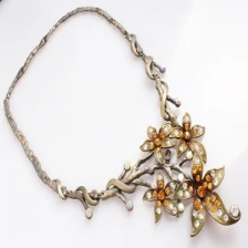 Çin crystal tree of life flower gold statement necklace N90082 üretici firma
