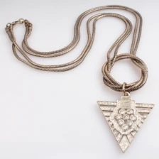 Çin simple gold chain rhinestone triangle pendant necklace N90096 üretici firma