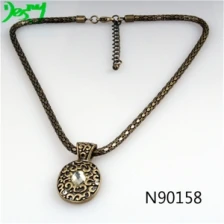 China vintage boutique gold ethnic jewelry pendant necklace N90158 manufacturer