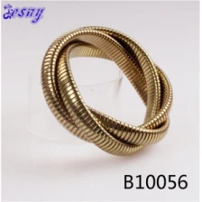 Cina wholesale expandable fashion braided antique gold bangles produttore