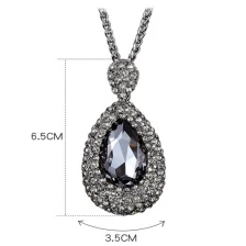 China Cheap Price Zinc Alloy Sweater Chain Necklace with Artificial Crystal Pendant manufacturer