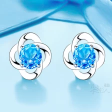 China Christmas Gift 925 Sterling Silver Crystal Stud Earrings Manufacturer Woman Earrings manufacturer