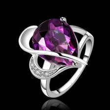 China Elegant fashion concise heart of love crystal zircon stone ring manufacturer