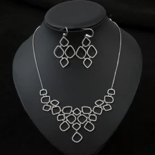 China Hollow Design CZ Stone Jewelry set Wedding Necklace and Earring Set Manufacturer manufacturer