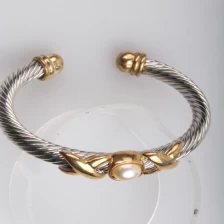China Jewelry Manufactuer Free Sample with Good Quality Factory Price Fashion Jewelry European Bracelet for Wemen Hersteller